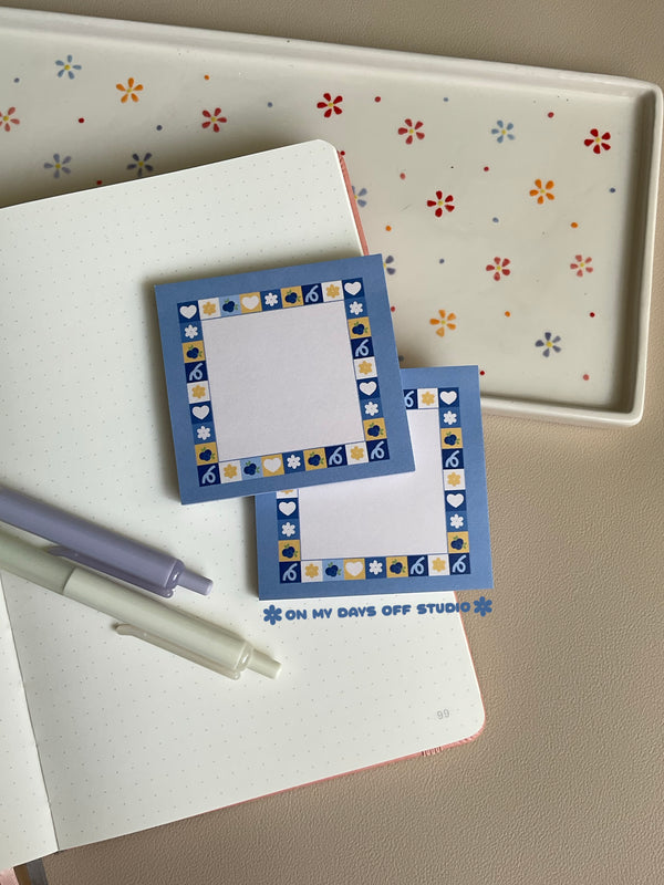 Cute blueberry themed sticky notes