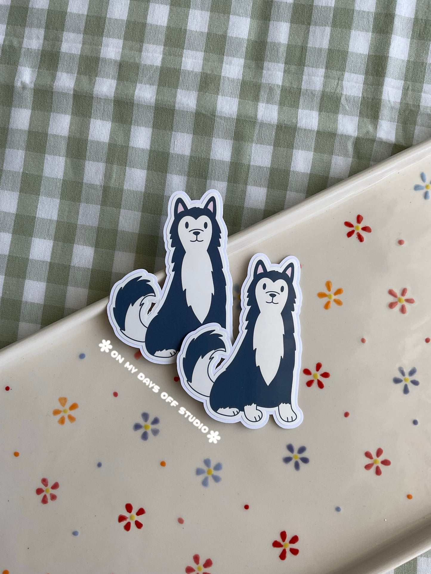 Vinyl sticker of a cute husky