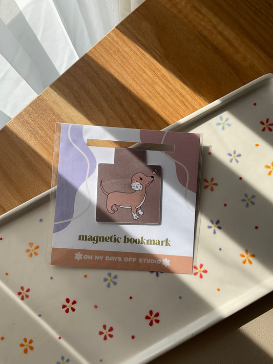 Dachshund magnetic bookmark